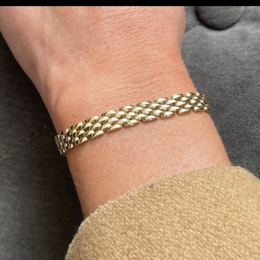 On hold don’t buy -14k delicate bracelet